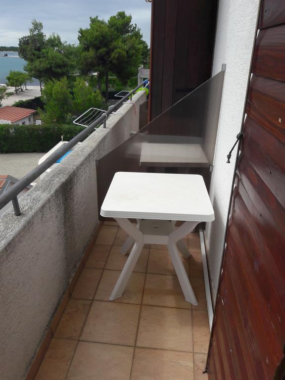 Apartments Jaram Brodarica  Exterior photo
