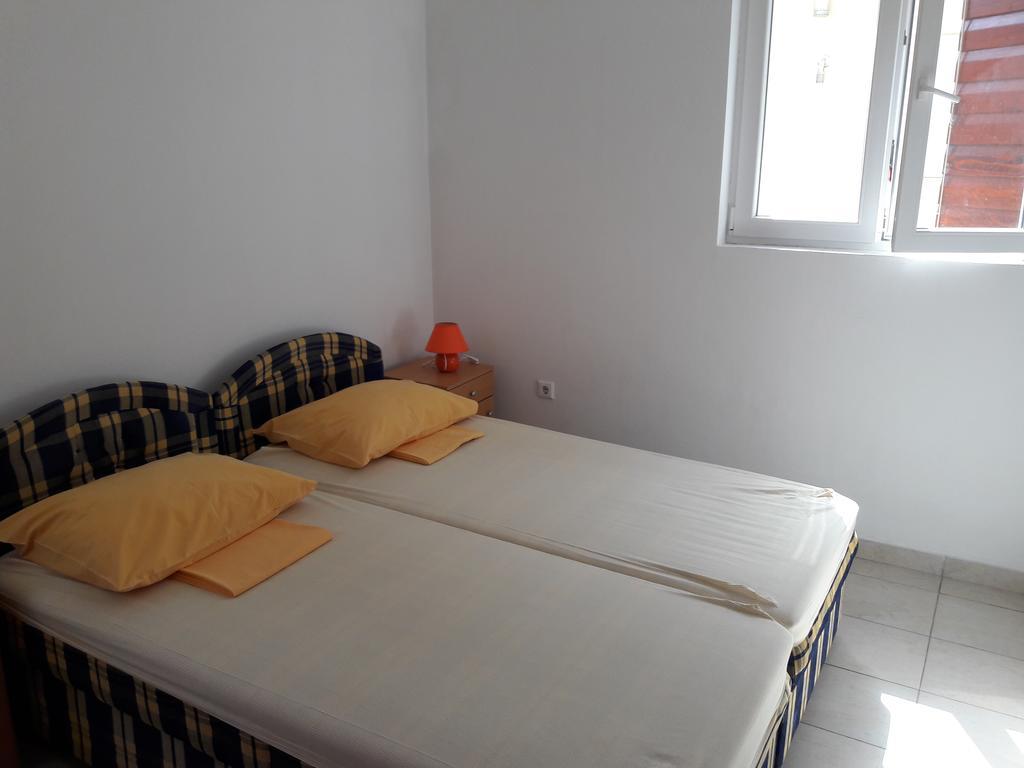 Apartments Jaram Brodarica  Exterior photo
